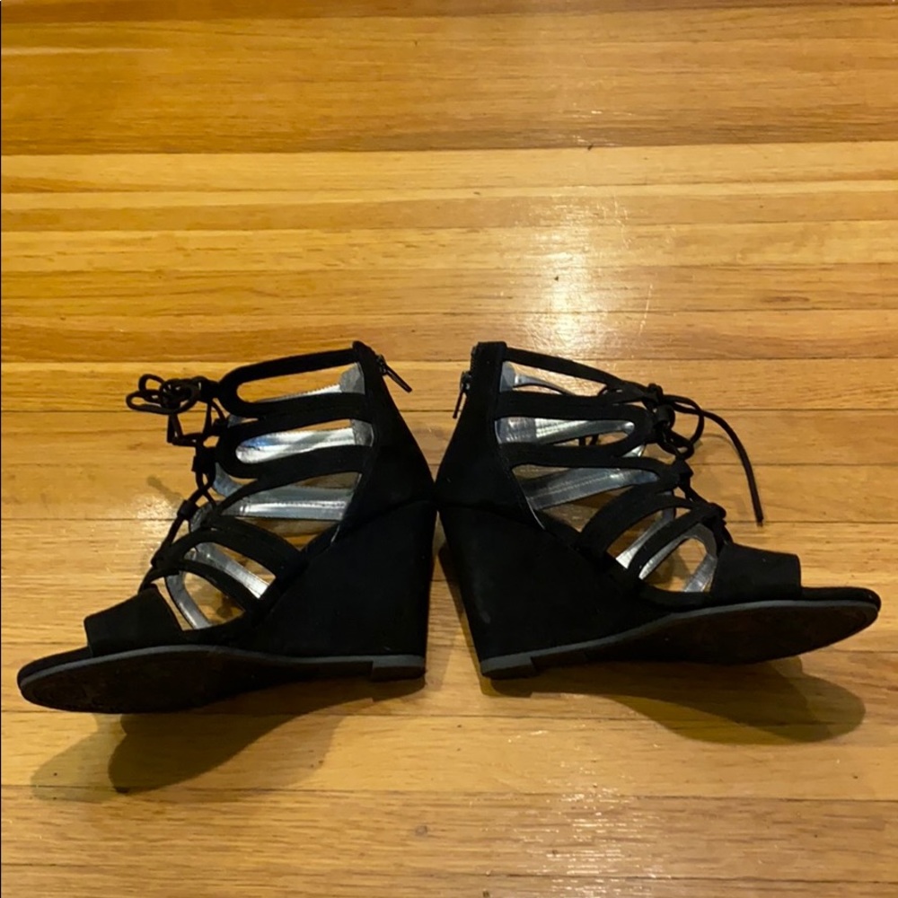 Black sandals